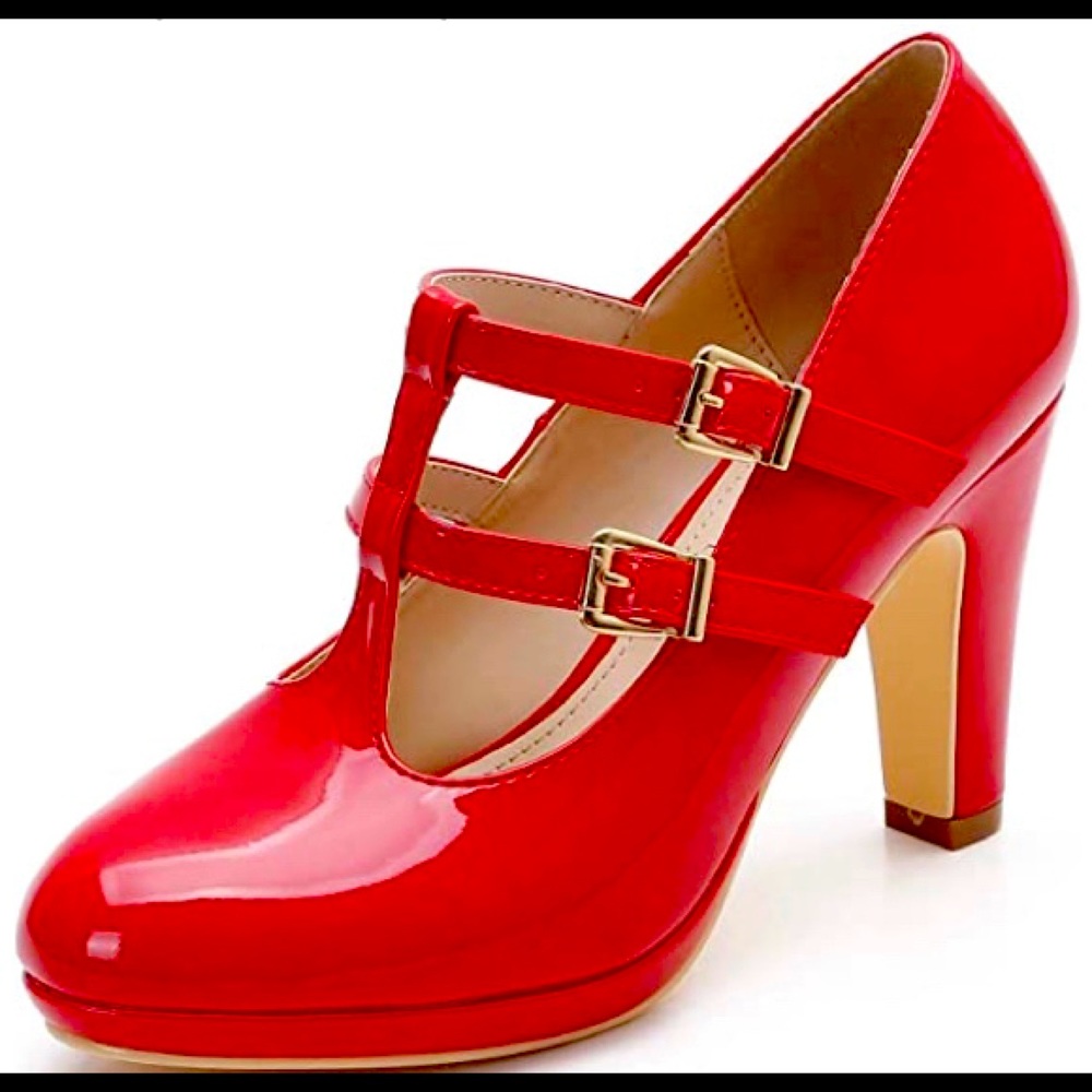 Mary Jane Vintage Platform T-Strap Pumps